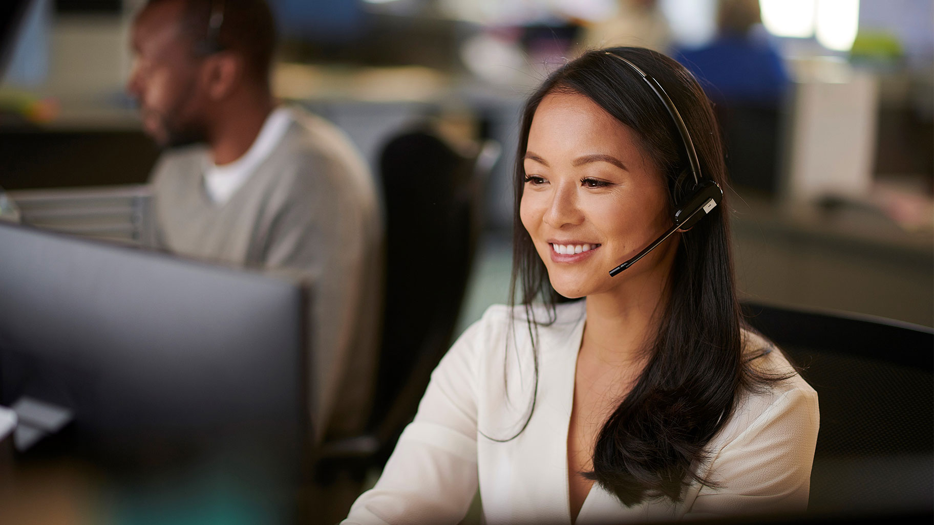 custormery-experience-hero-tertiary